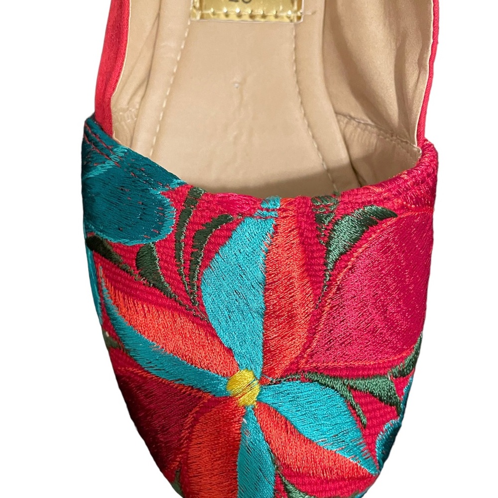 Embroidered Womens Shoes, Mexico Embroidered Shoes, Red Shoes, Red Flats, Red Sh - Picture 3 of 8